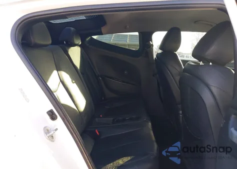 2015 Hyundai Veloster Turbo z USA, uszkodzony, nr VIN KMHTC6AE4FU244295